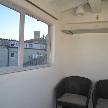 Apartment S.m. Vicolo Dell'oro *